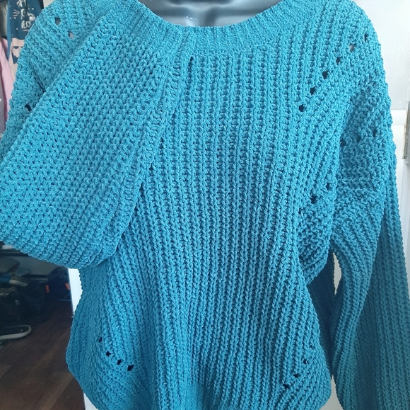 SO Shaker Chenille Pullover Sweater - Picture 1 of 4